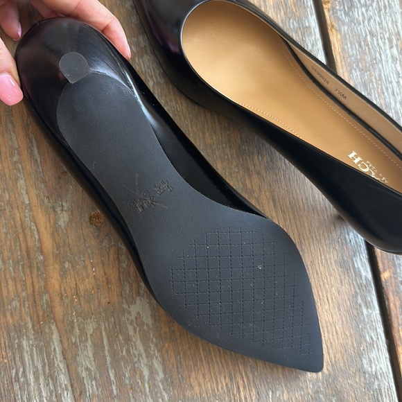 BRAND NEW IN BOX COACH KITTEN HEALS - Picture 4 of 5